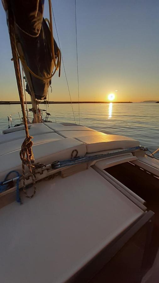 Bed & Boat Brezza Del Mare Otel Viareggio Dış mekan fotoğraf